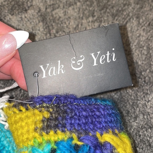 Yak & Yeti gloves - Picture 3 of 4